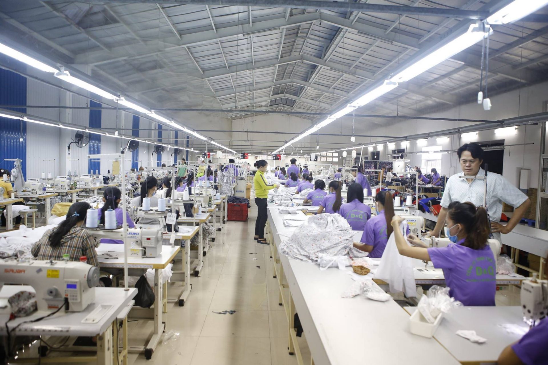 thuê công nhân may thời vụ