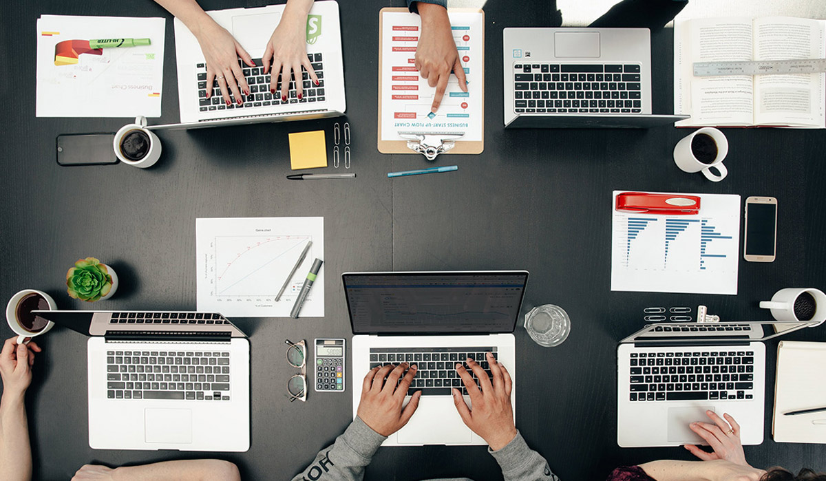 Agency là một trong ba hình thức thuê ngoài phổ biến nhất