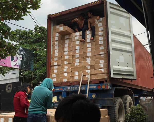 Giá bốc xếp container hàng hoá tại Bình Dương